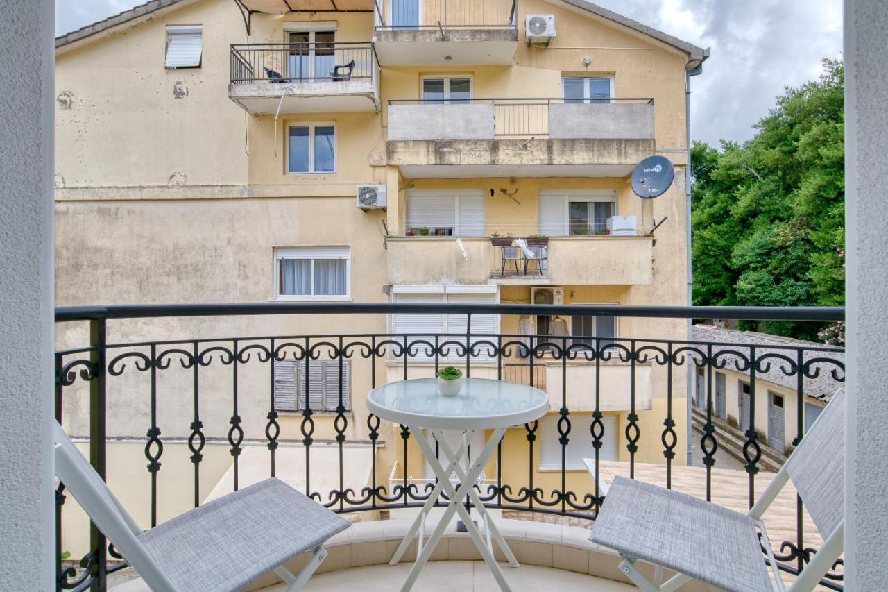 The Golden Luxury Apartments Kotor Exterior photo